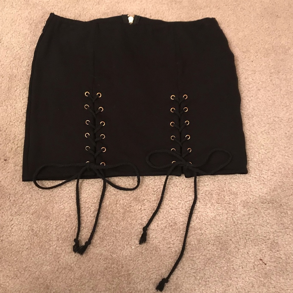 Forever 21 Mini Skirt Medium